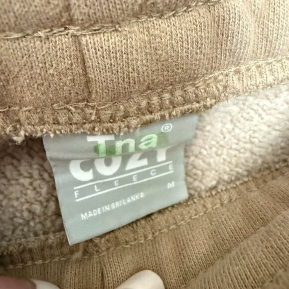 Aritzia TNA Cozy Fleece Perfect Sweatpants Women M Light Brown Comfort Cuffed - Picture 3 of 6